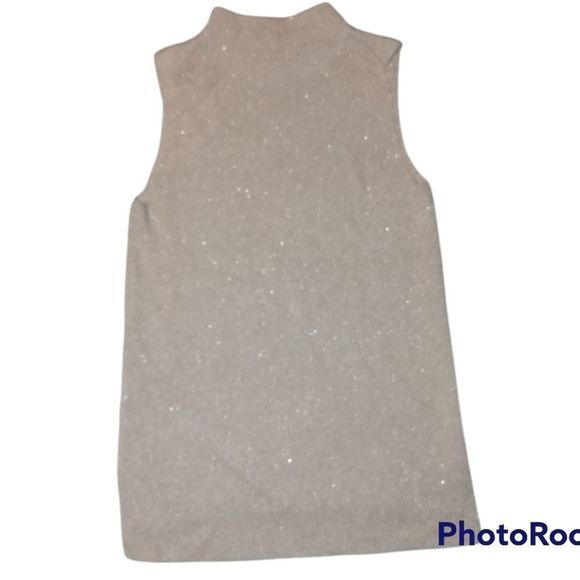 Banana Republic Cream Colored Sparkly Sleeveless Top . 👀😍 - Picture 2 of 4